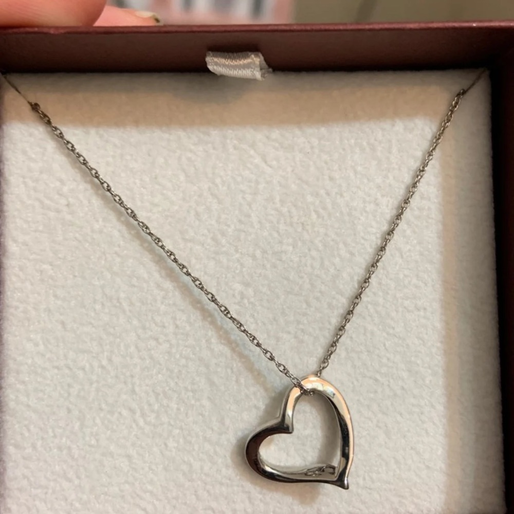 Heart necklace
